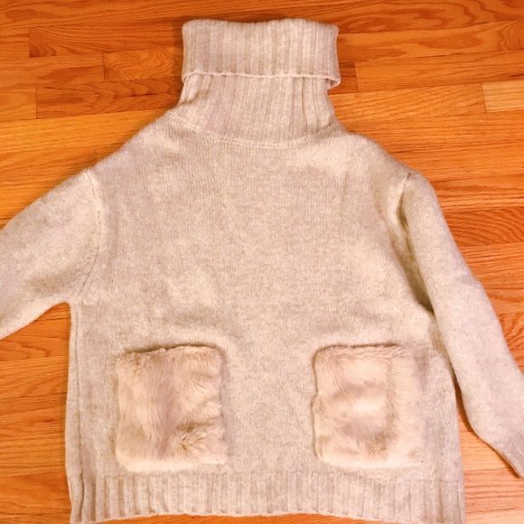 Sweater - Picture 5 of 5